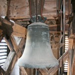 Neuwerkkirche Goslar - Übergangsform Zuckerhutglocke mit ausgeprägtem Schlagring um 1300 Neuwerkkirche Goslar - Übergangsform Zuckerhutglocke mit ausgeprägtem Schlagring um 1300