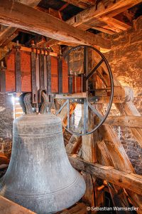 Mittelalterliche Glocke in der Kirche St. Stephani zu Osterwieck